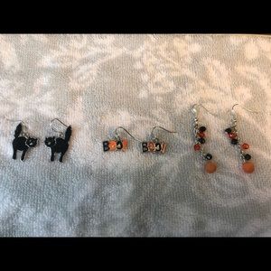 Halloween themed earrings.